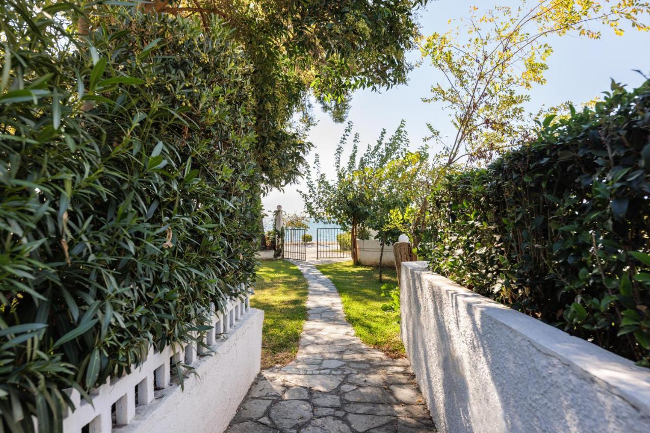 Beach Front Vintage Villa Kalliktratis Nea Kallikrateia Zewnętrze zdjęcie